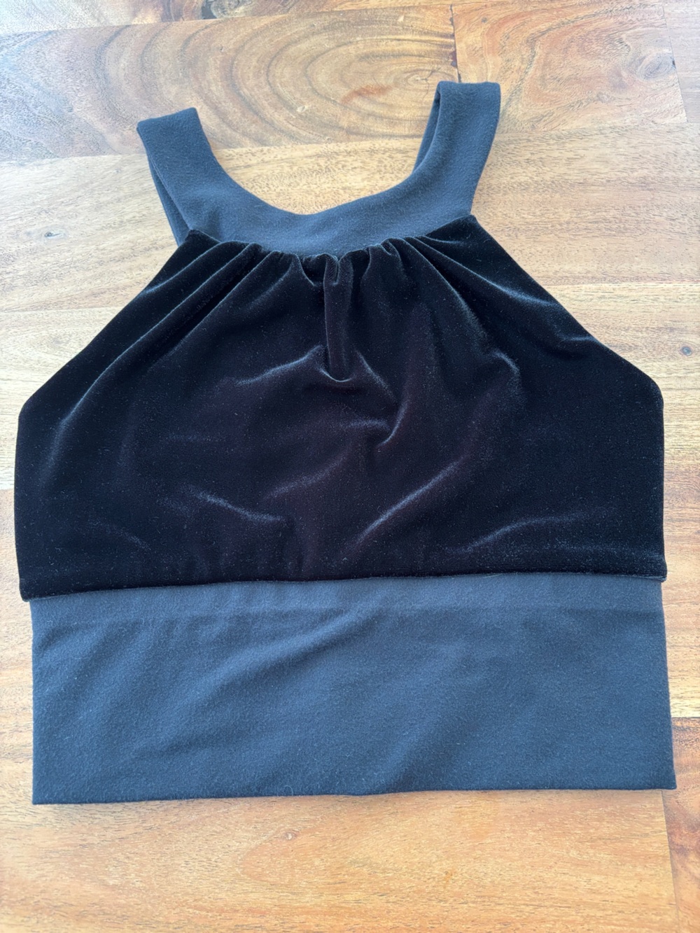 Beyond Yoga Velvet Crop Tank Black - Size XS